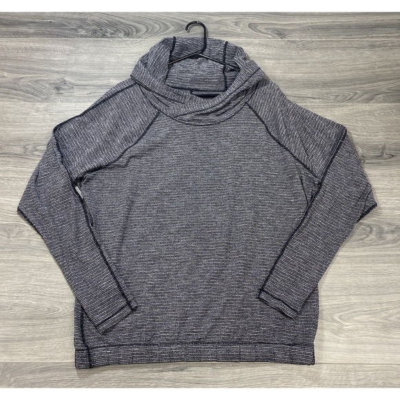 lululemon athletica Tops - Lululemon Healthy Heart Pullover II Womens Coco Pique Black White Hoodie 8/10?